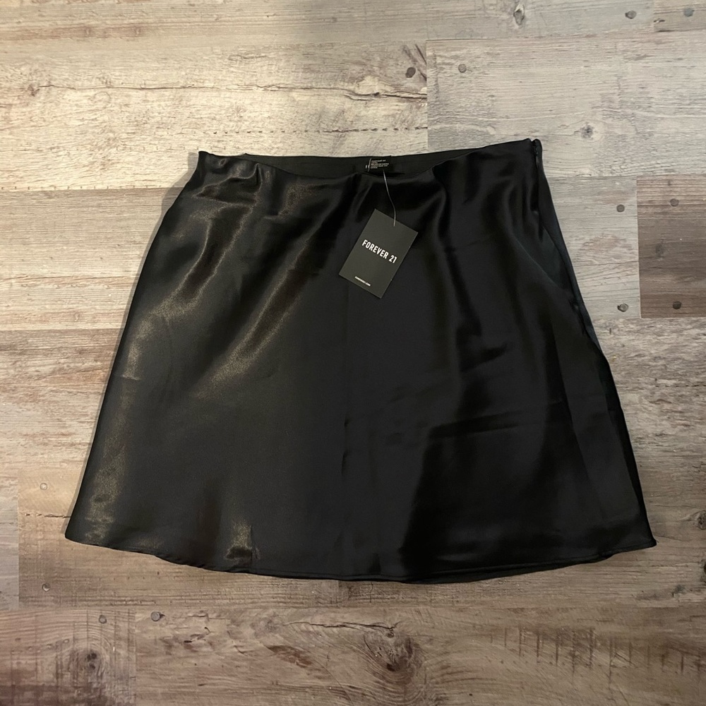 Forever 21 Black Satin Skirt
